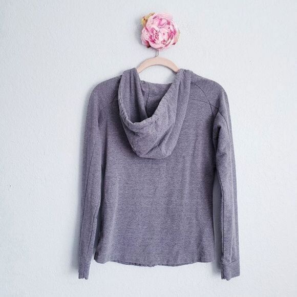 ‎Gymshark Gray Fit Full Zip Athletic Hooded Jacket - Picture 6 of 6